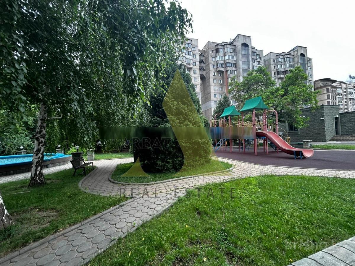 Фото Квартира, 4 комн, 215.3 м², 13/13 эт., 2002 г.п.