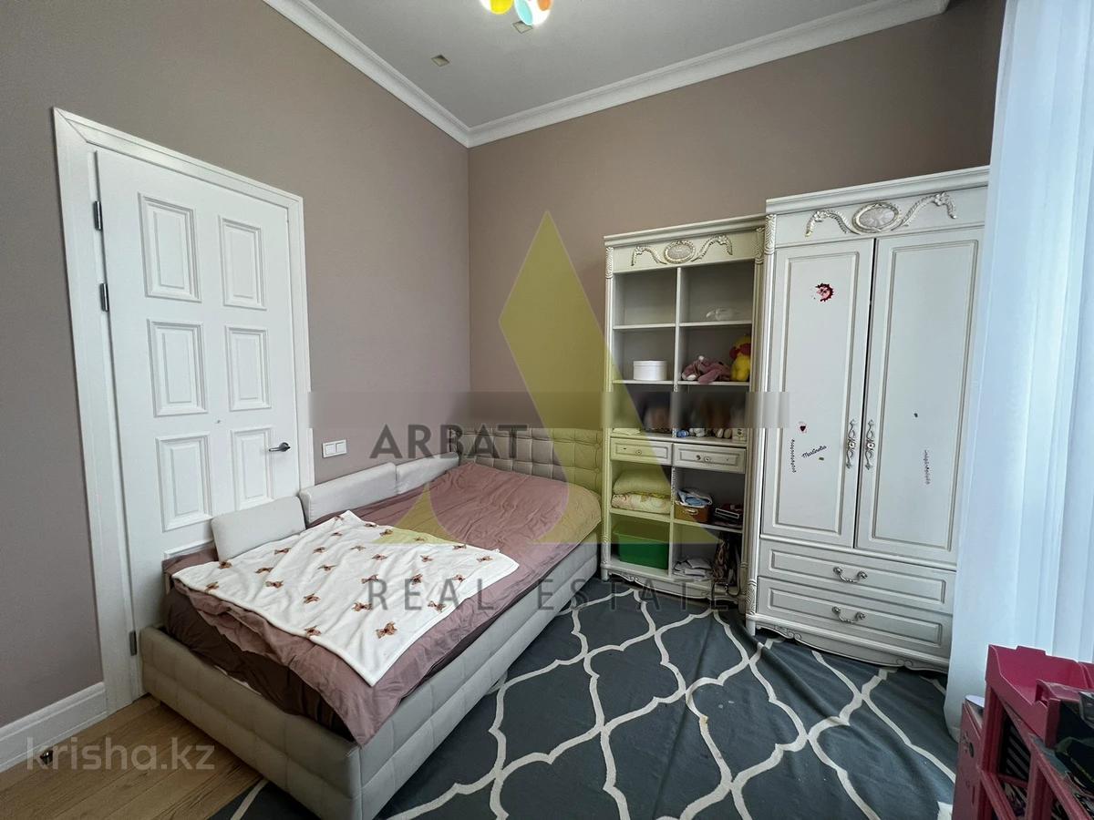 Фото Квартира, 5 комн, 185 м², 4/5 эт., 2018 г.п.