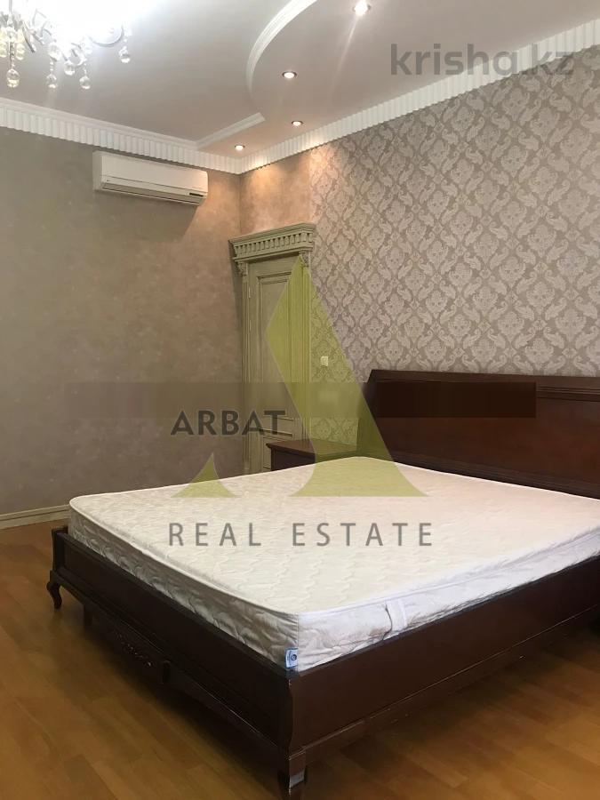 Фото Квартира, 4 комн, 182 м², 4/4 эт., 2004 г.п.