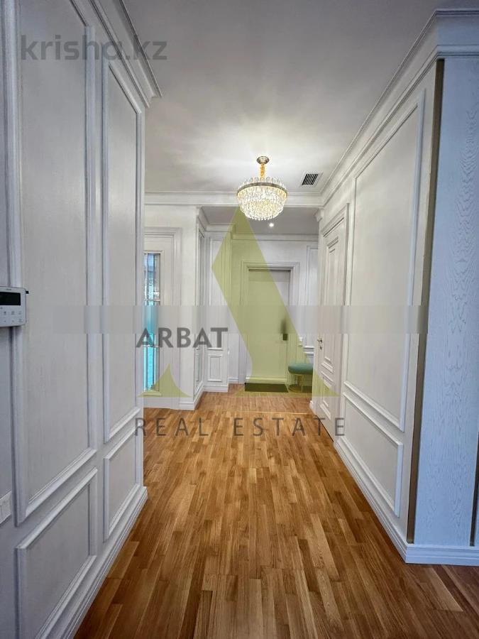 Фото Квартира, 5 комн, 250 м², 3/3 эт., 2018 г.п.