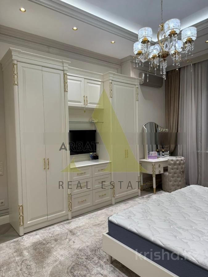 Фото Квартира, 5 комн, 230 м², 7/7 эт., 2017 г.п.