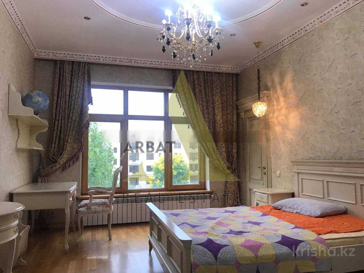 Фото Квартира, 4 комн, 182 м², 4/4 эт., 2004 г.п.