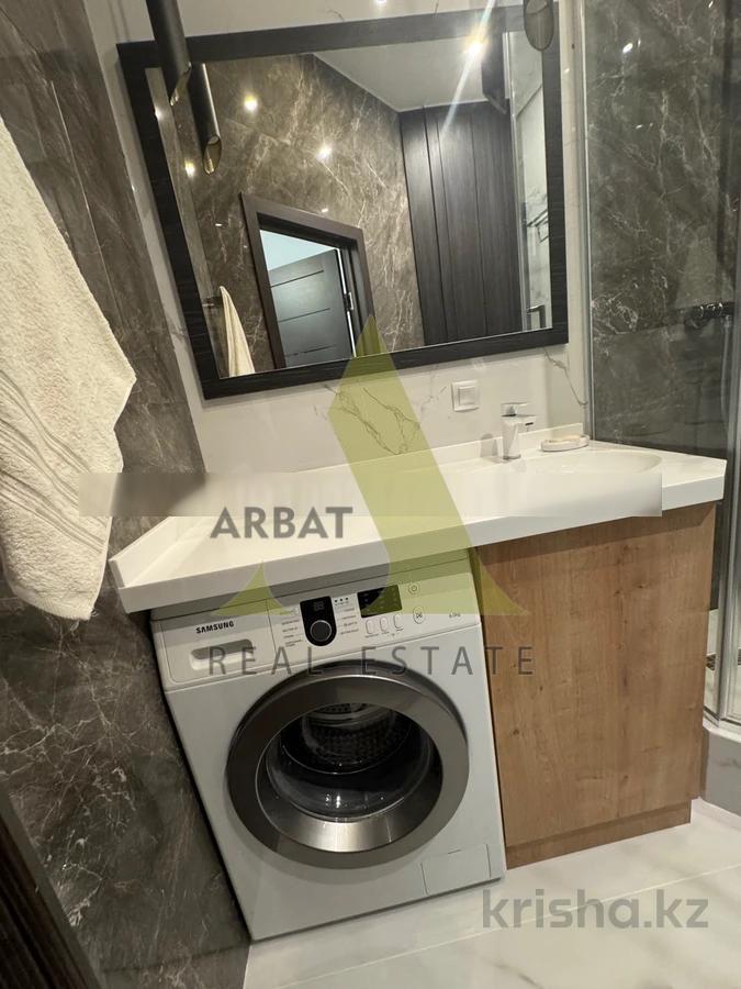 Фото Квартира, 2 комн, 100 м², 8/10 эт.