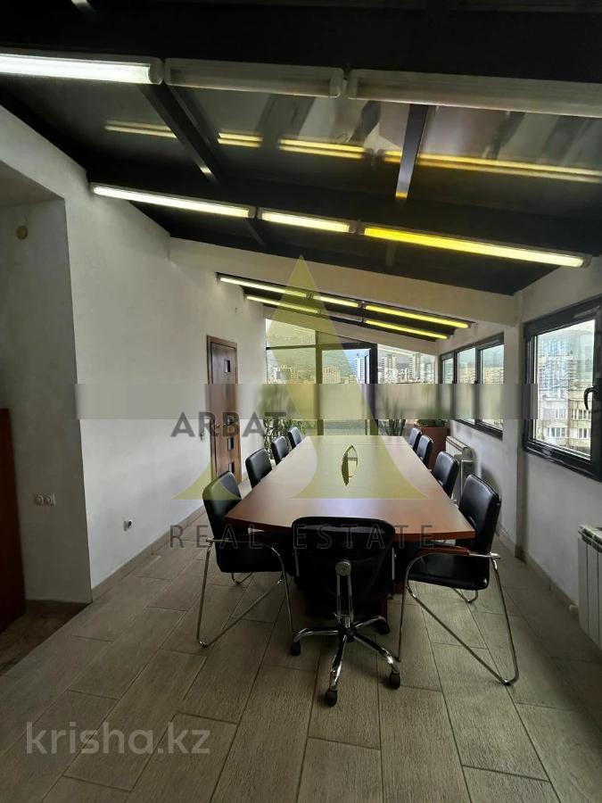 Фото Квартира, 4 комн, 215.3 м², 13/13 эт., 2002 г.п.