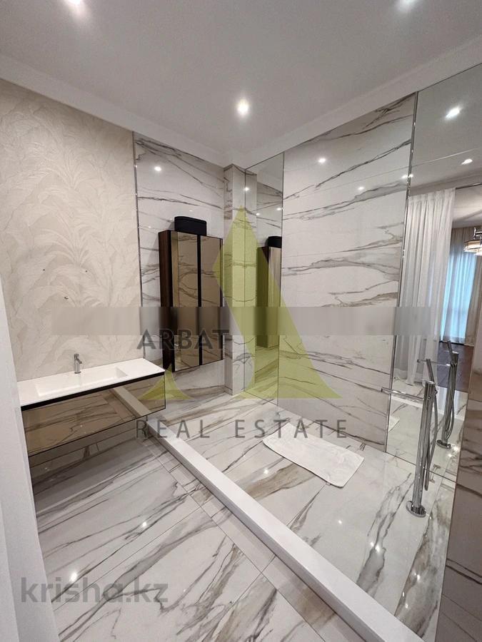 Фото Квартира, 4 комн, 238 м², 2 эт.