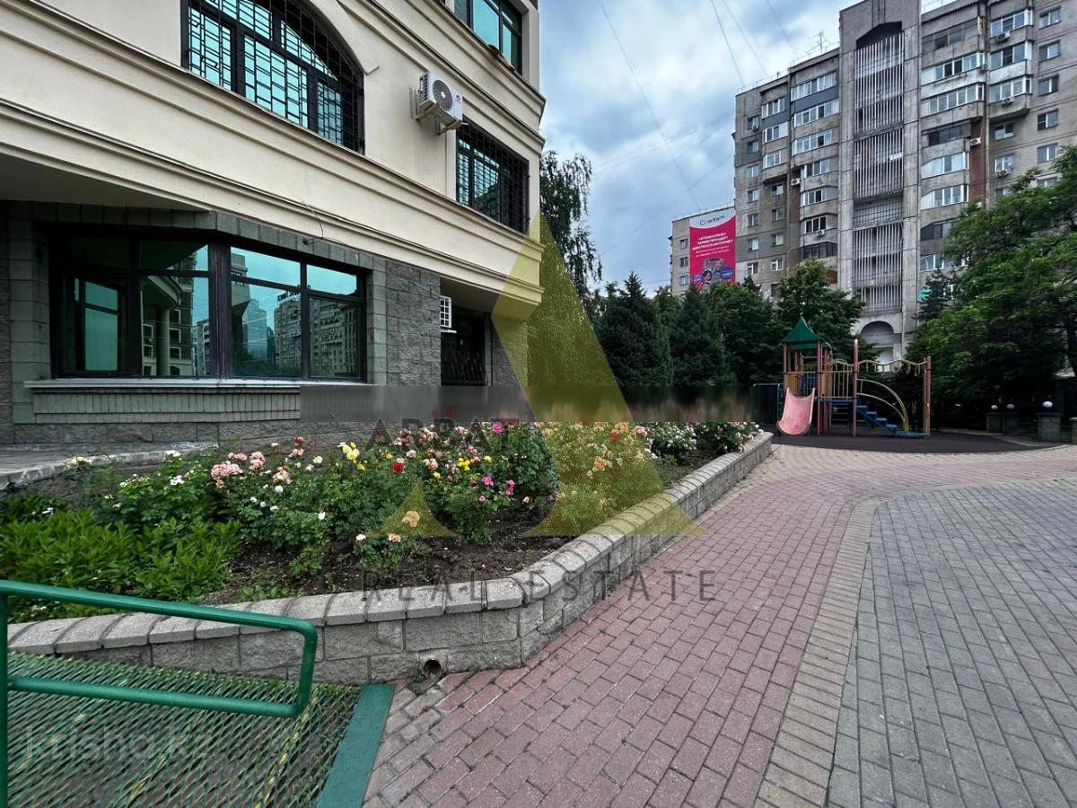 Фото Квартира, 4 комн, 215.3 м², 13/13 эт., 2002 г.п.