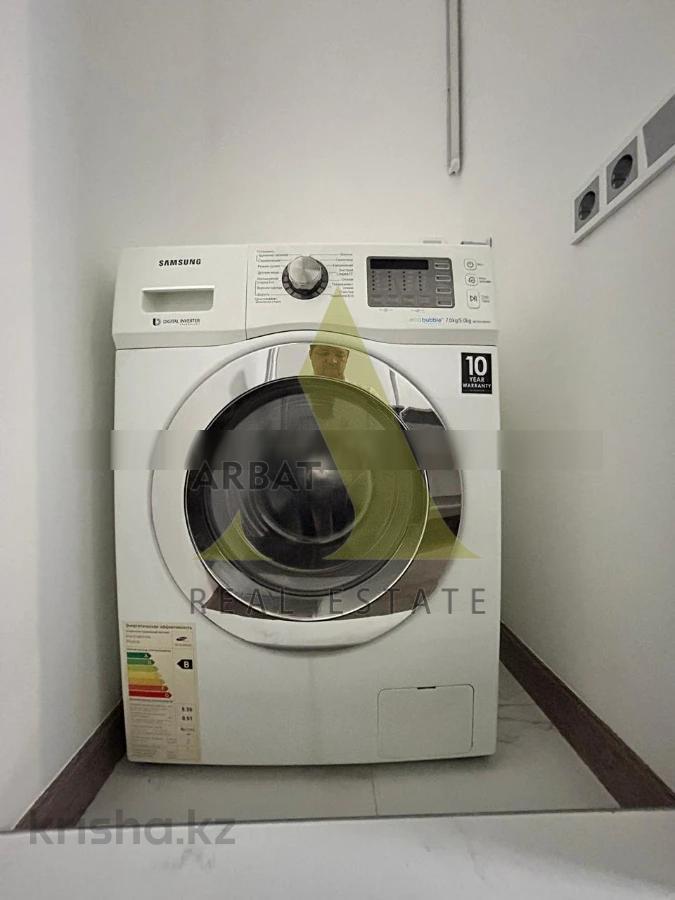 Фото Квартира, 2 комн, 71 м², 1/9 эт., 2014 г.п.