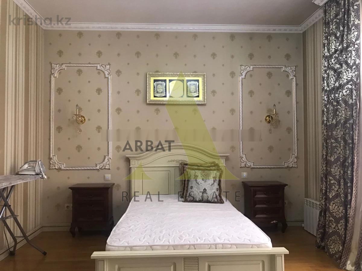 Фото Квартира, 4 комн, 182 м², 4/4 эт., 2004 г.п.