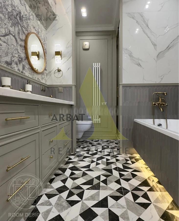 Фото Квартира, 4 комн, 150 м², 2/6 эт., 2018 г.п.