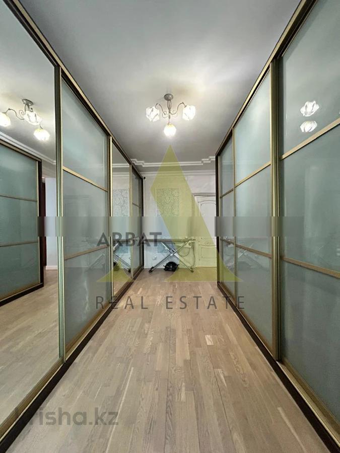 Фото Квартира, 4 комн, 190 м², 5/17 эт., 2005 г.п.