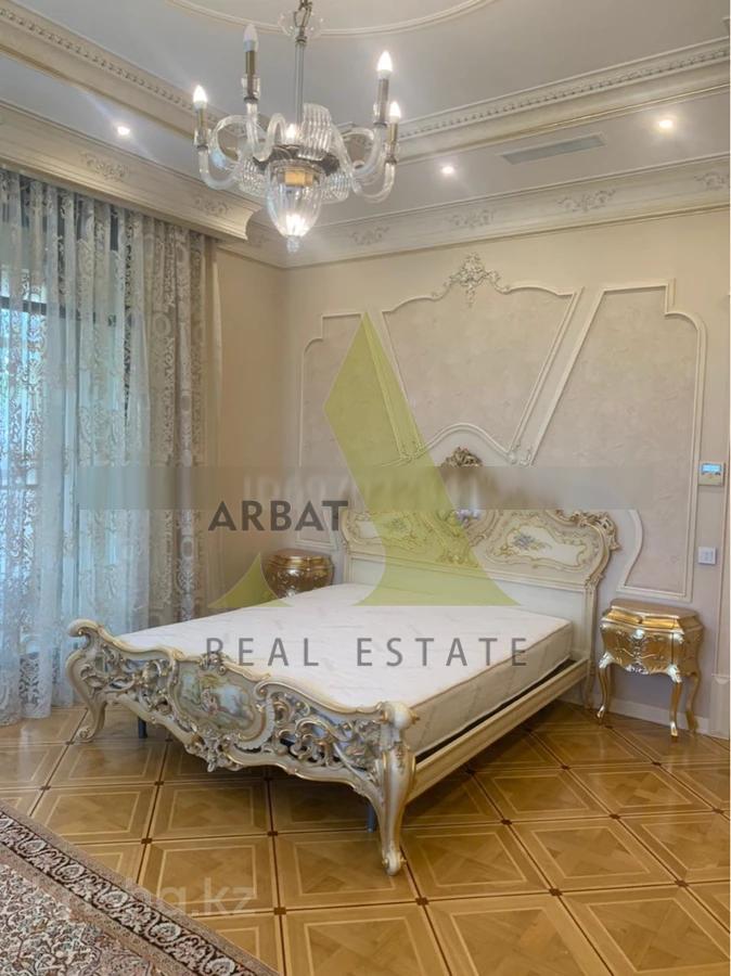 Фото Квартира, 4 комн, 253 м², 3/3 эт., 2009 г.п.