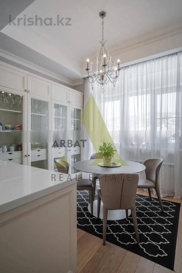 Фото Квартира, 5 комн, 185 м², 4/5 эт., 2018 г.п.