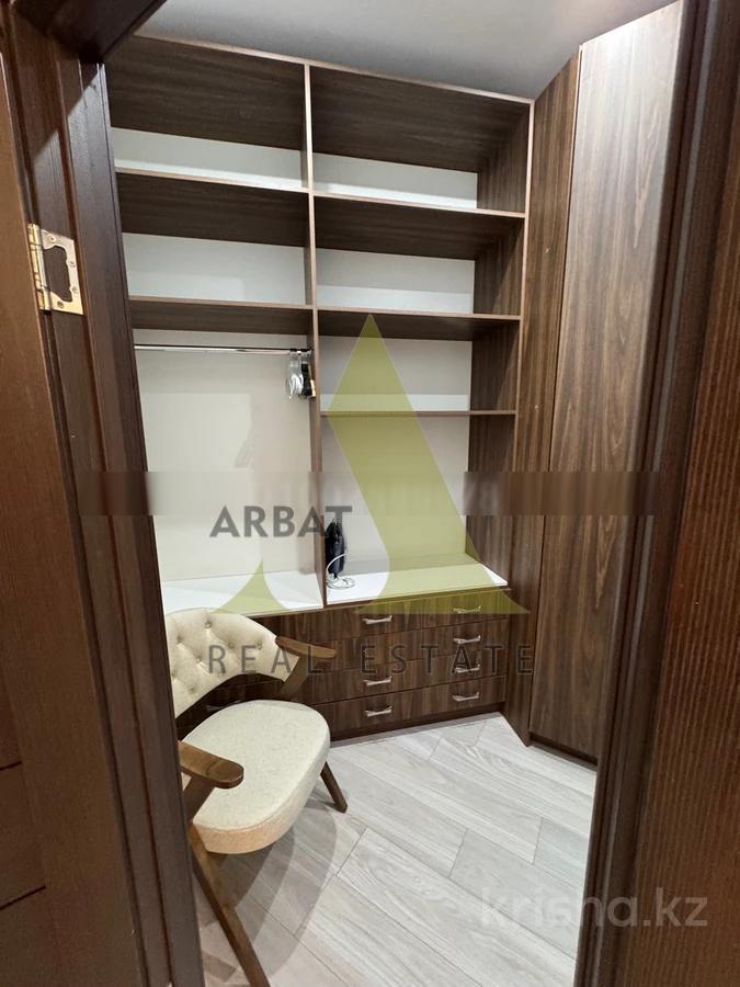 Фото Квартира, 2 комн, 100 м², 8/10 эт.