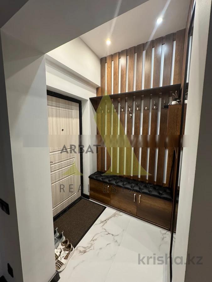 Фото Квартира, 2 комн, 100 м², 8/10 эт.