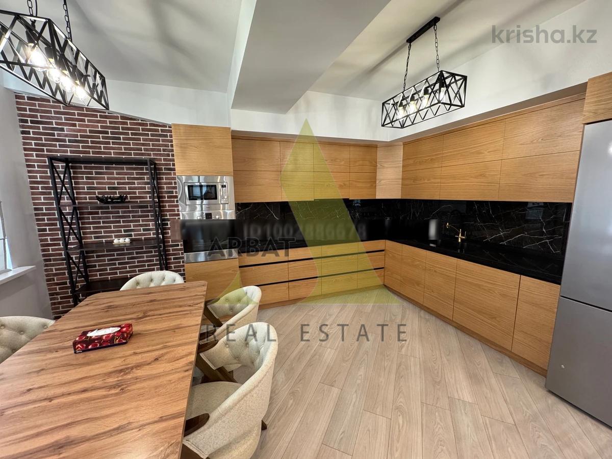 Фото Квартира, 2 комн, 100 м², 8/10 эт.