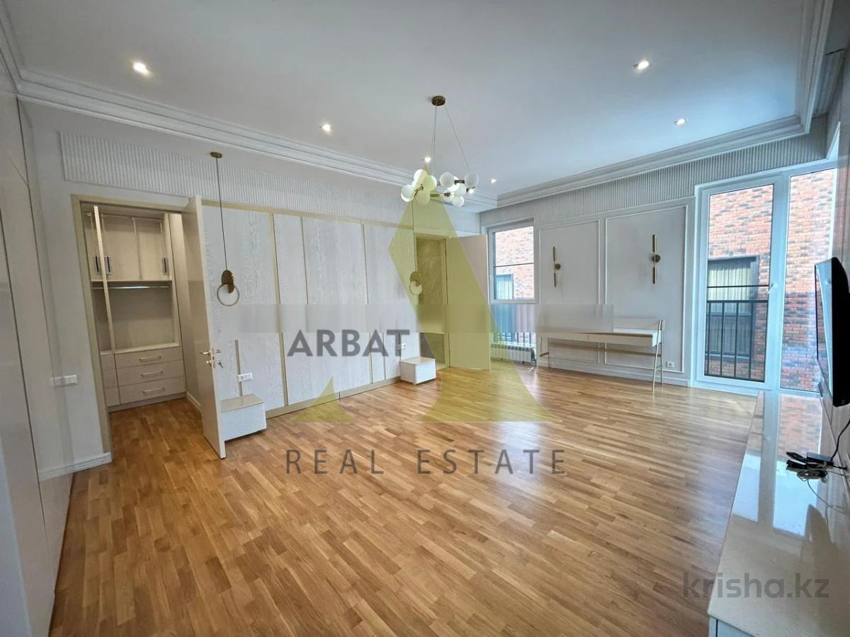 Фото Квартира, 5 комн, 250 м², 3/3 эт., 2018 г.п.
