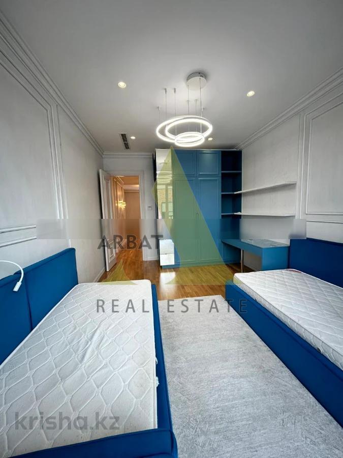 Фото Квартира, 5 комн, 250 м², 3/3 эт., 2018 г.п.