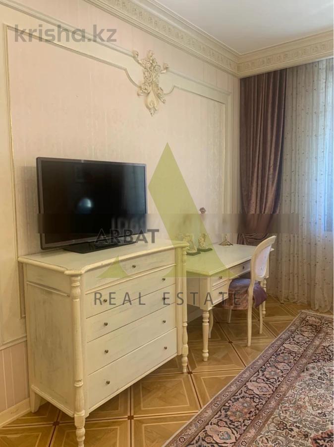 Фото Квартира, 4 комн, 253 м², 3/3 эт., 2009 г.п.