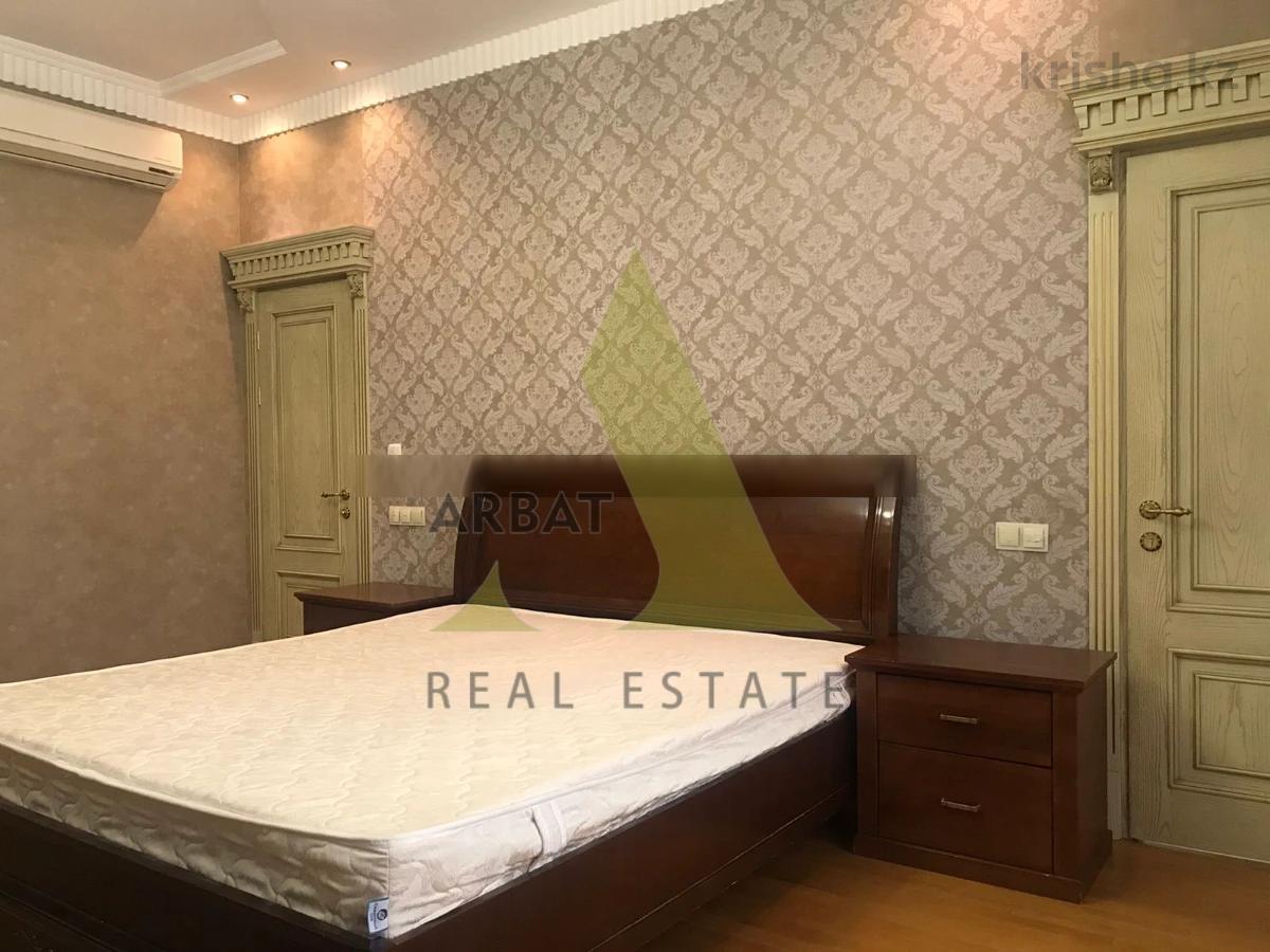 Фото Квартира, 4 комн, 182 м², 4/4 эт., 2004 г.п.