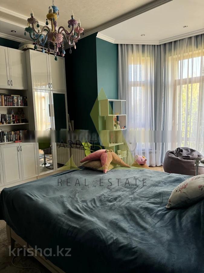 Фото Квартира, 4 комн, 169 м², 1/4 эт., 2006 г.п.