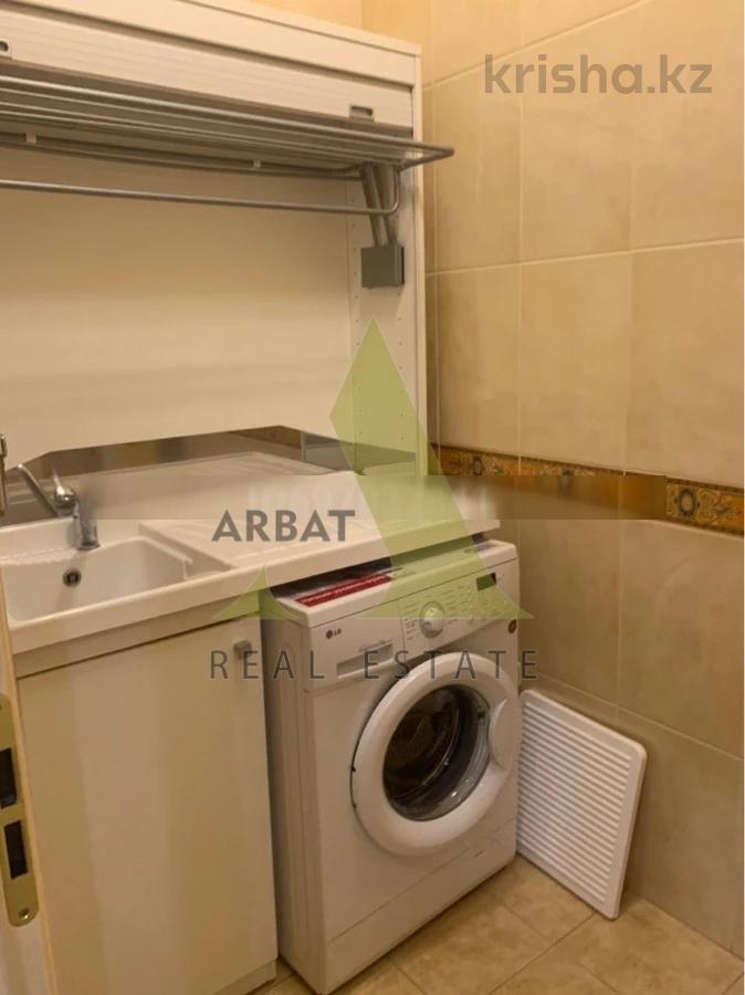 Фото Квартира, 4 комн, 253 м², 3/3 эт., 2009 г.п.