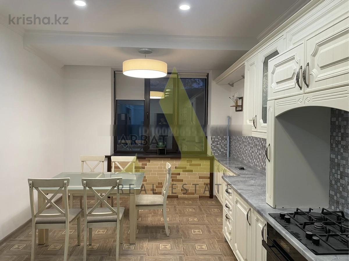 Фото Квартира, 5 комн, 220 м², 1/3 эт.