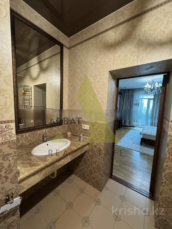 Фото Квартира, 4 комн, 145 м², 15/20 эт., 2010 г.п.