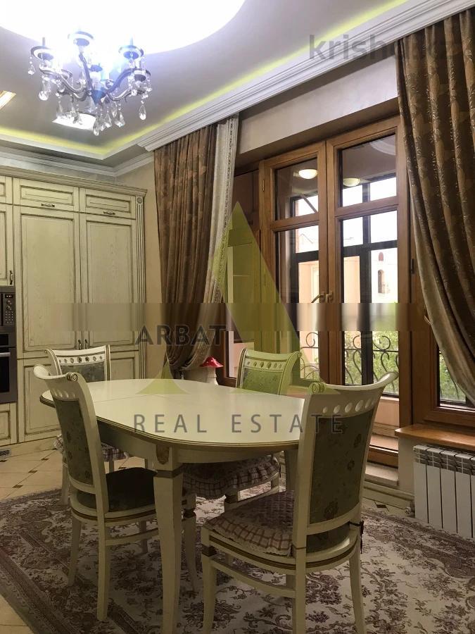 Фото Квартира, 4 комн, 182 м², 4/4 эт., 2004 г.п.