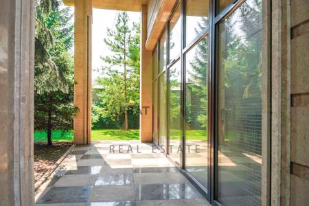 Фото Свободное назначение, 1300 м²