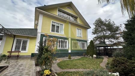 Фото Отдельный дом, 8 комн, 568м²