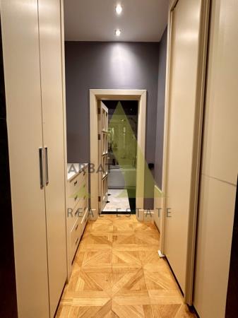 Фото Отдельный дом, 7 комн, 770м²