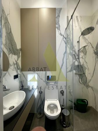 Фото Отдельный дом, 10 комн, 750м²