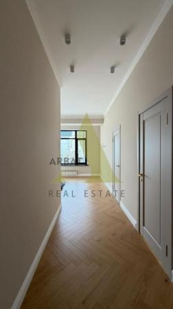 Фото Отдельный дом, 6 комн, 400м²