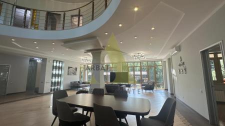 Фото Отдельный дом, 6 комн, 567м²