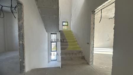 Фото Отдельный дом, 5 комн, 367м²