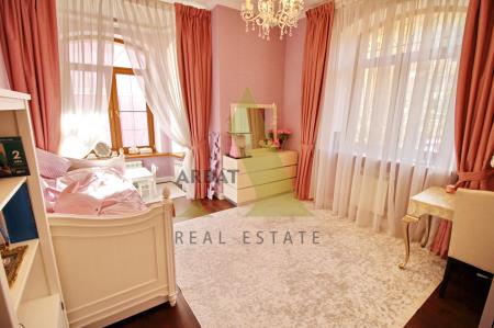 Фото Отдельный дом, 7 комн, 381м²