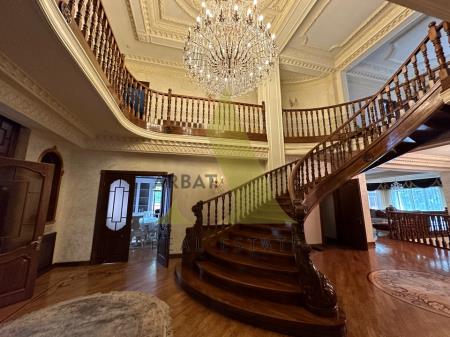 Фото Отдельный дом, 8 комн, 870м²
