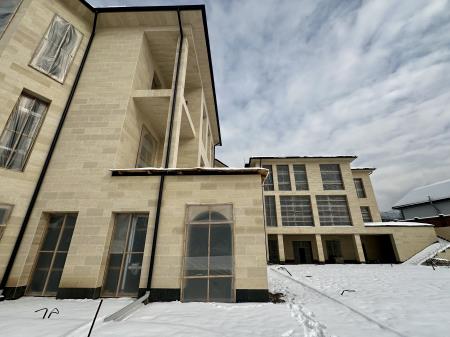 Фото Отдельный дом, 7 комн, 1700м²
