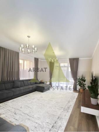 Фото Отдельный дом, 5 комн, 370м²