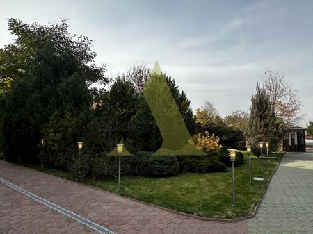Фото Отдельный дом, 11 комн, 1200м²