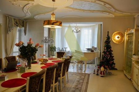 Фото Отдельный дом, 9 комн, 594м²