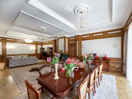 Фото Отдельный дом, 10 комн, 1000м²