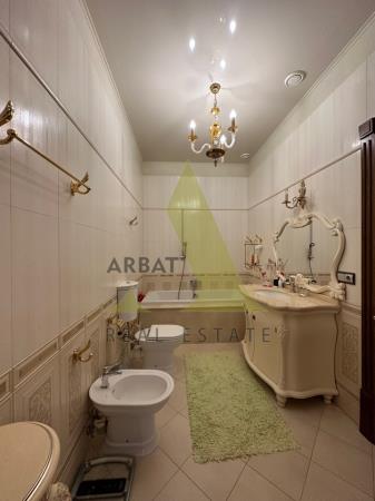 Фото Отдельный дом, 8 комн, 870м²