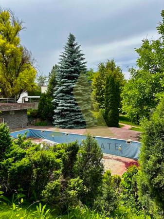 Фото Отдельный дом, 9 комн, 735м²
