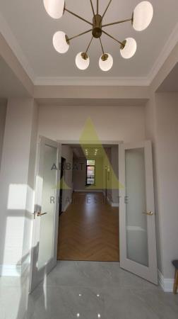 Фото Отдельный дом, 6 комн, 400м²