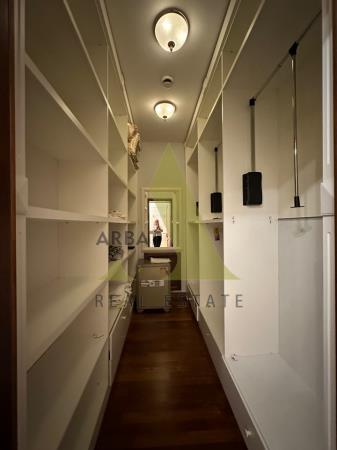 Фото Отдельный дом, 8 комн, 870м²