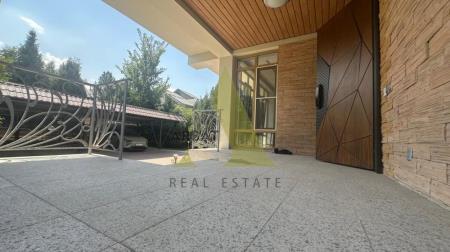 Фото Отдельный дом, 6 комн, 567м²