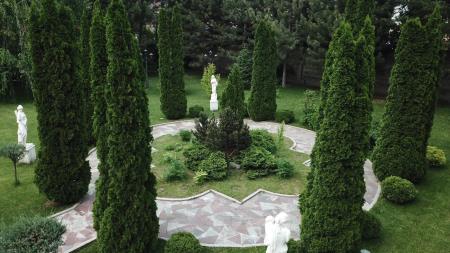 Фото Отдельный дом, 20 комн, 2000м²