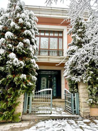Фото Отдельный дом, 7 комн, 700м²