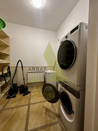 Фото Отдельный дом, 28 комн, 3000м²